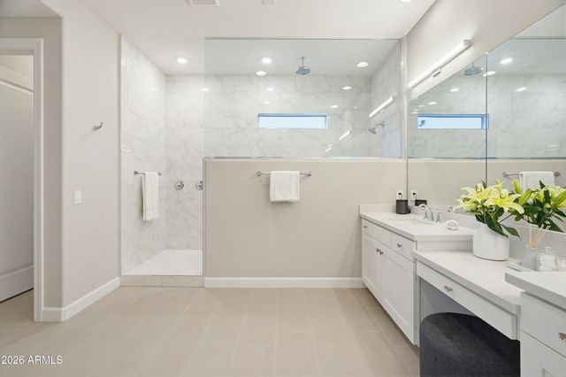 11705 W RED HAWK Drive, Peoria, AZ 85383