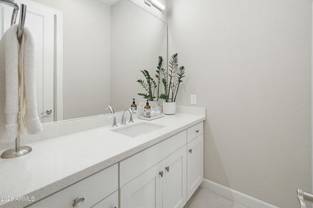 11705 W RED HAWK Drive, Peoria, AZ 85383