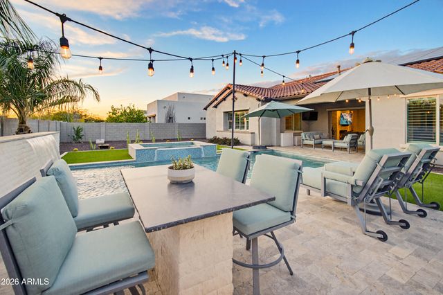 11705 W RED HAWK Drive, Peoria, AZ 85383