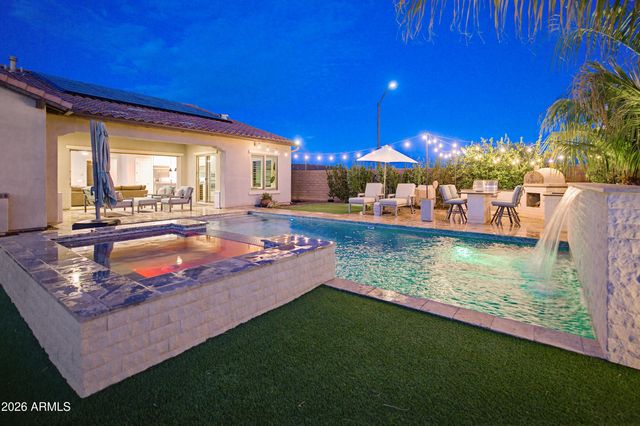 11705 W RED HAWK Drive, Peoria, AZ 85383