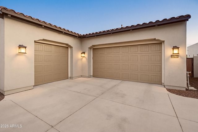 11705 W RED HAWK Drive, Peoria, AZ 85383