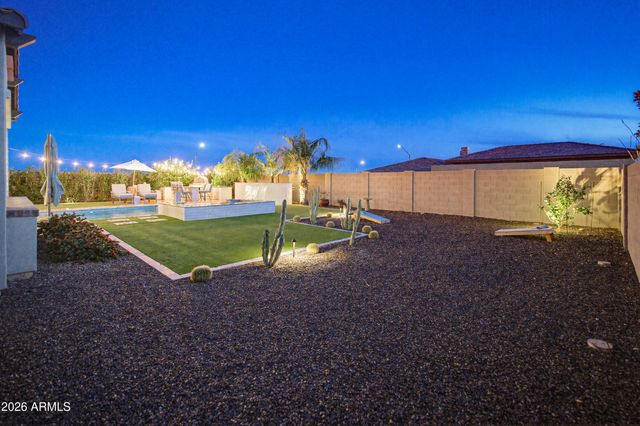 11705 W RED HAWK Drive, Peoria, AZ 85383