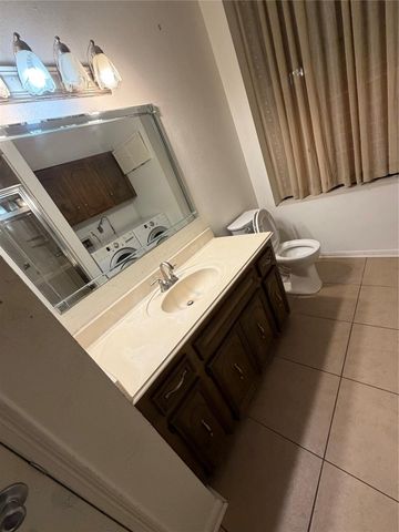 801 6th Street N 202, Texas City, TX 77590