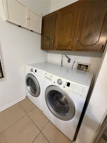 801 6th Street N 202, Texas City, TX 77590