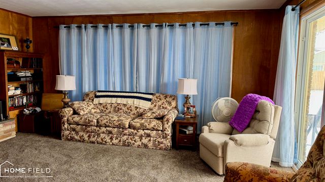 1200 N Dewey Street, Owosso, MI 48867