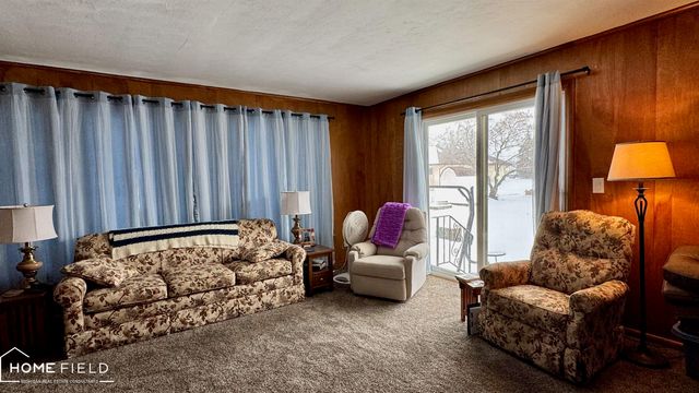 1200 N Dewey Street, Owosso, MI 48867