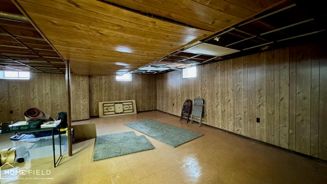 1200 N Dewey Street, Owosso, MI 48867