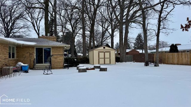 1200 N Dewey Street, Owosso, MI 48867