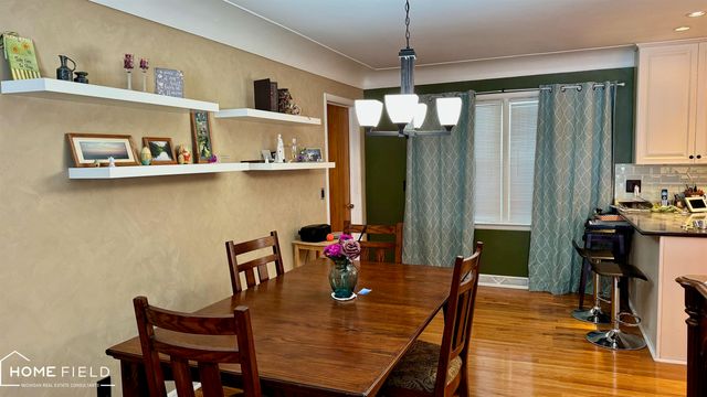 1200 N Dewey Street, Owosso, MI 48867