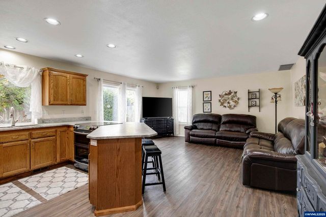 3029 Bartley Pl SE, Albany, OR 97322