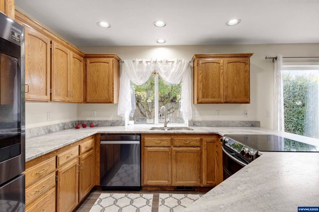 3029 Bartley Pl SE, Albany, OR 97322