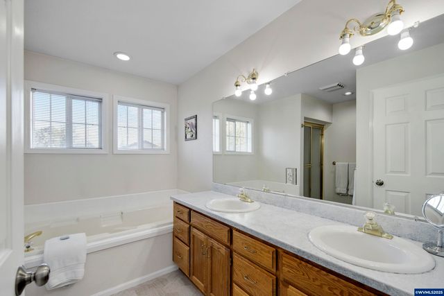 3029 Bartley Pl SE, Albany, OR 97322