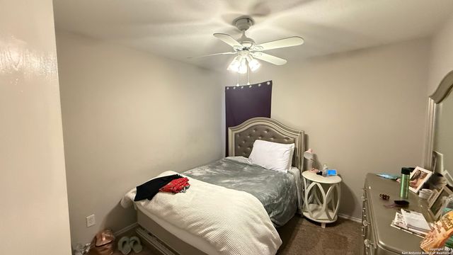 10239 Huisache Field, Helotes, TX 78023