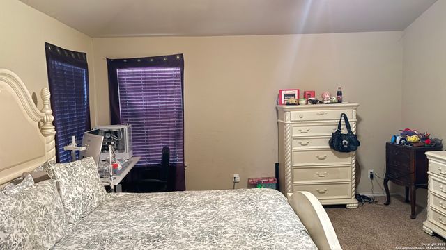 10239 Huisache Field, Helotes, TX 78023