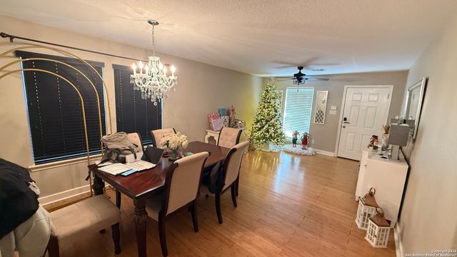 10239 Huisache Field, Helotes, TX 78023