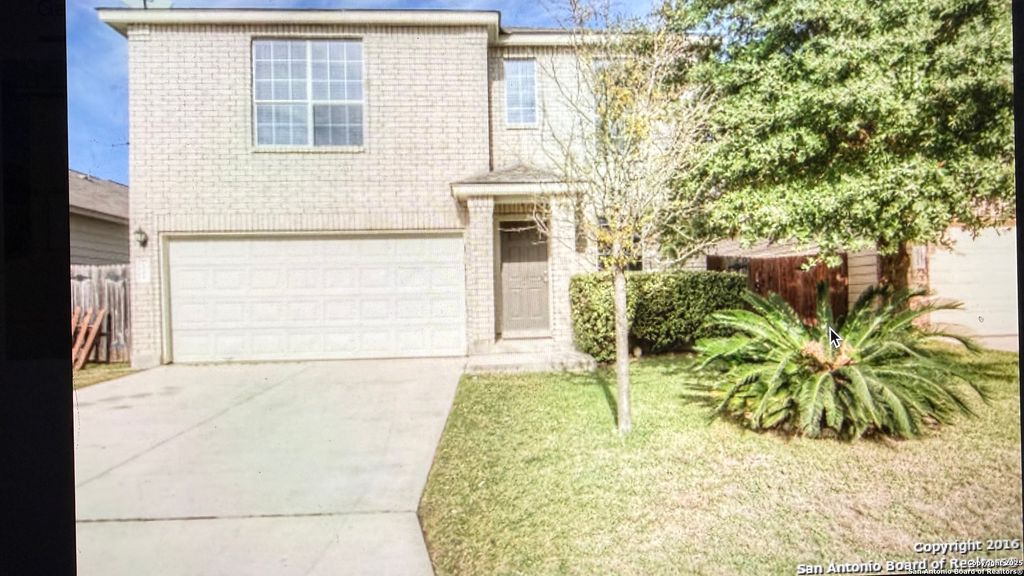 10239 Huisache Field, Helotes, TX 78023