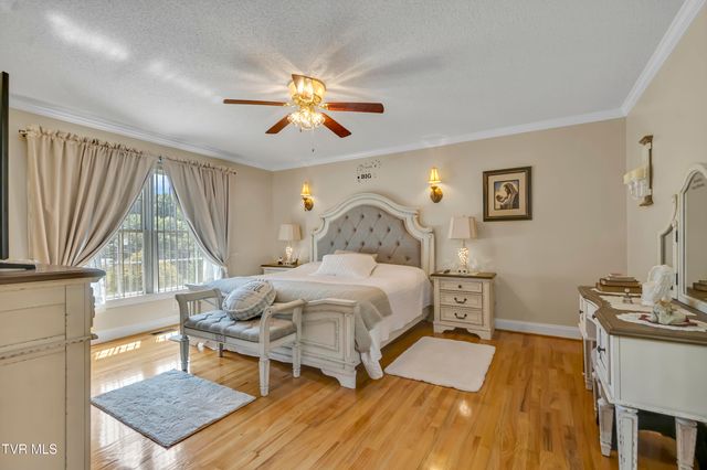 2514 Cherokee Road, Johnson City, TN 37604