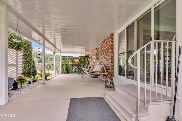 2514 Cherokee Road, Johnson City, TN 37604