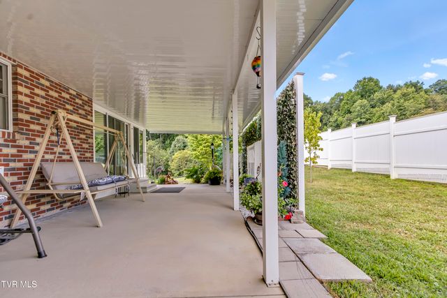 2514 Cherokee Road, Johnson City, TN 37604