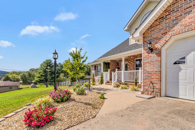 2514 Cherokee Road, Johnson City, TN 37604