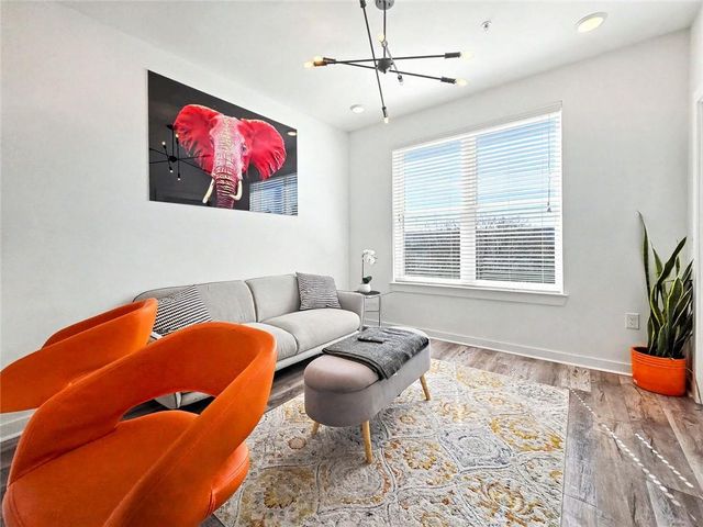 525 Parkway Drive NE 404, Atlanta, GA 30308