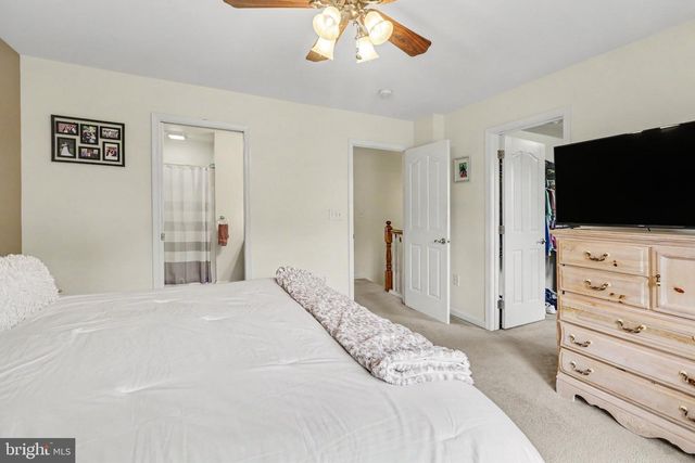 1212 OVERLOOK RD, Middletown, PA 17057