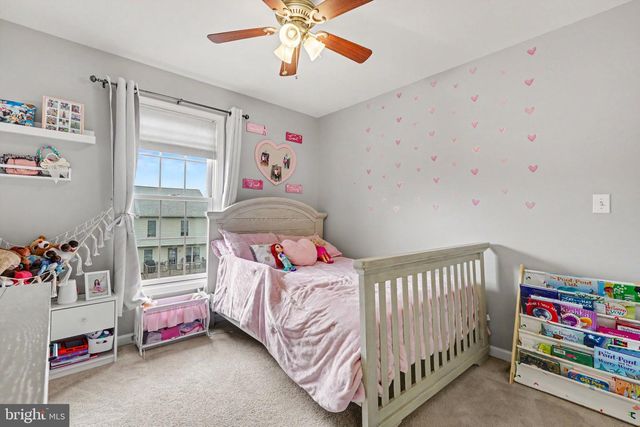 1212 OVERLOOK RD, Middletown, PA 17057
