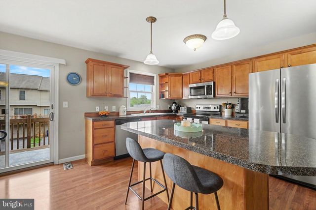 1212 OVERLOOK RD, Middletown, PA 17057