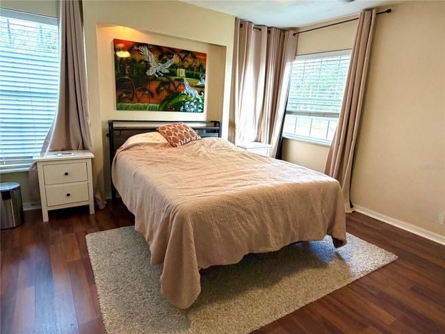 5210 4TH AVENUE N, St Petersburg, FL 33710