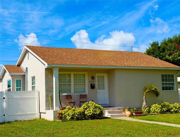 5210 4TH AVENUE N, St Petersburg, FL 33710