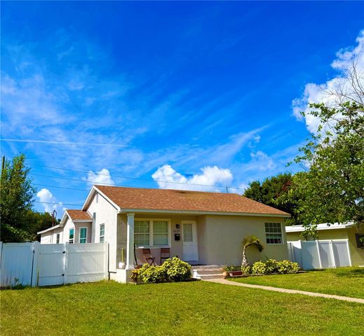 5210 4TH AVENUE N, St Petersburg, FL 33710