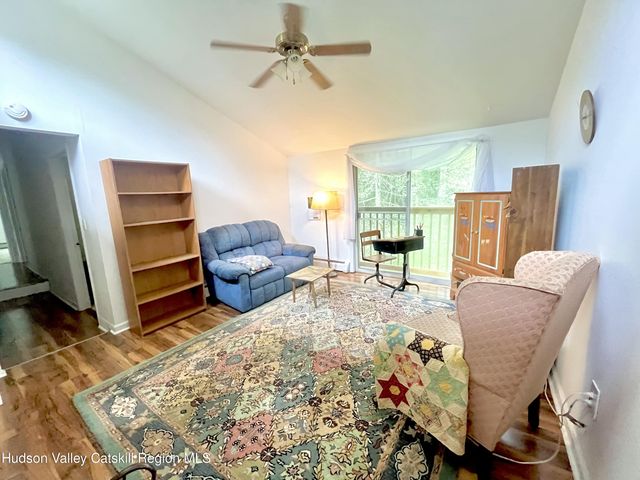 28 John Carle, Saugerties, NY 12477