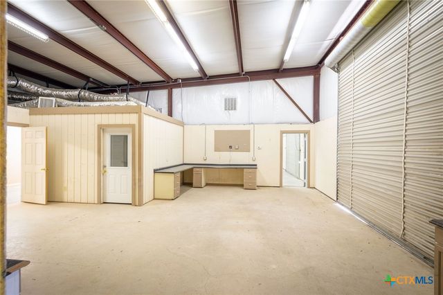 180 Spring Mountain Drive, Canyon Lake, TX 78133