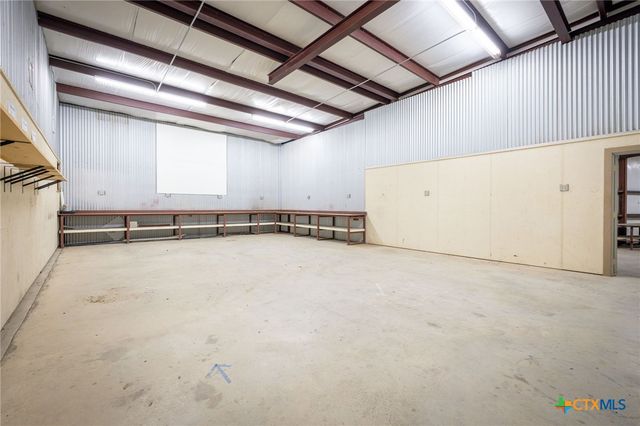 180 Spring Mountain Drive, Canyon Lake, TX 78133