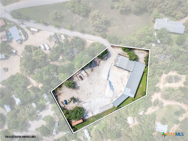 180 Spring Mountain Drive, Canyon Lake, TX 78133