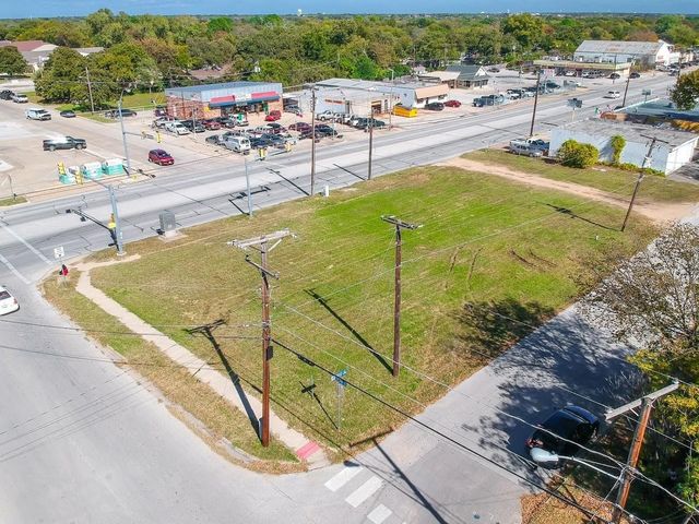 4400 28th Street NE, Haltom City, TX 76117