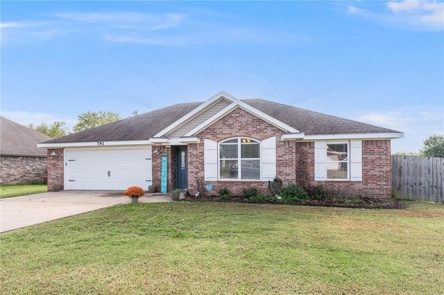 741 Iroquois Drive, Prairie Grove, AR 72753
