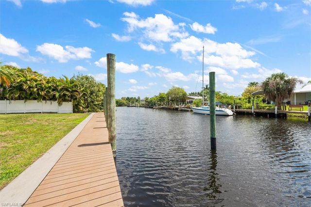 1728 Club house RD, North Fort Myers, FL 33917