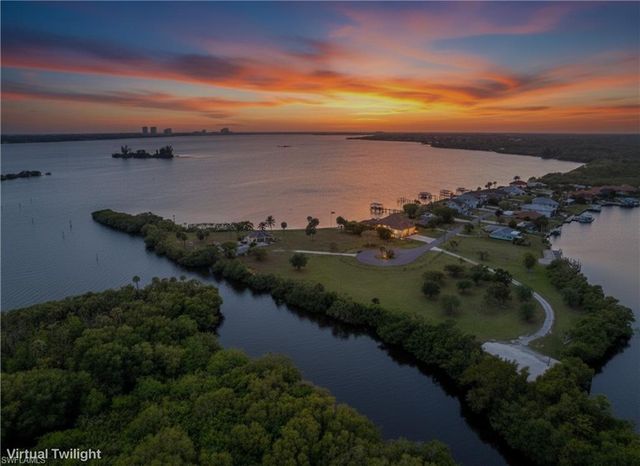 1728 Club house RD, North Fort Myers, FL 33917