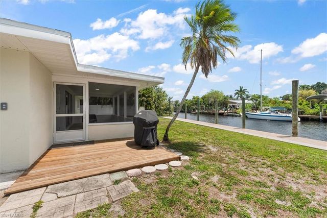 1728 Club house RD, North Fort Myers, FL 33917