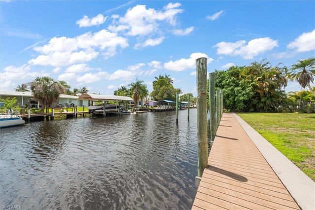 1728 Club house RD, North Fort Myers, FL 33917