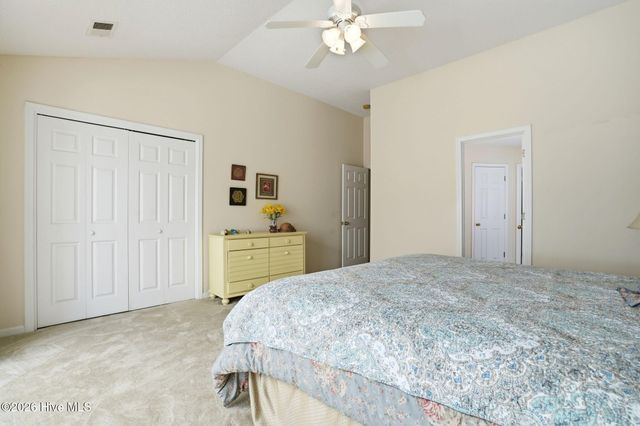 665 NW Meadowbrook Lane NW, Calabash, NC 28467