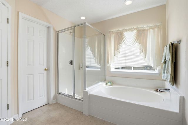 665 NW Meadowbrook Lane NW, Calabash, NC 28467