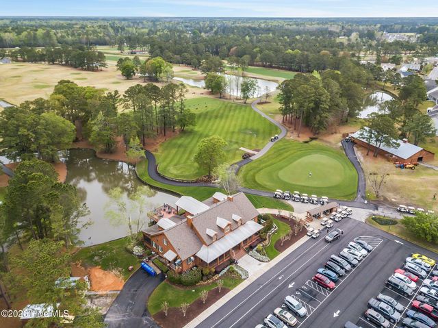 665 NW Meadowbrook Lane NW, Calabash, NC 28467