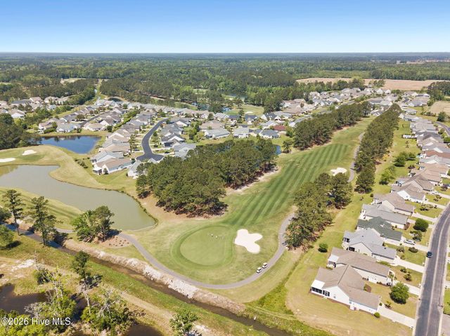 665 NW Meadowbrook Lane NW, Calabash, NC 28467