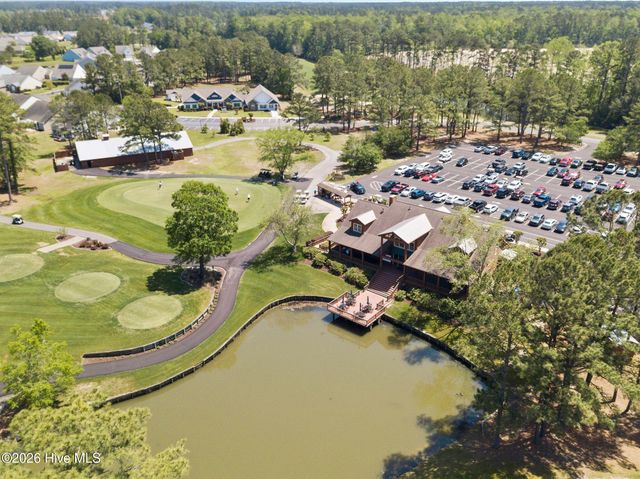 665 NW Meadowbrook Lane NW, Calabash, NC 28467