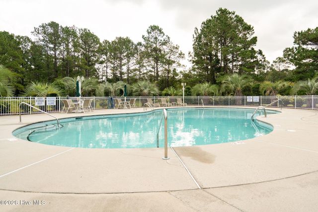 665 NW Meadowbrook Lane NW, Calabash, NC 28467