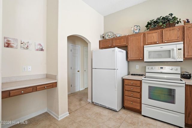 665 NW Meadowbrook Lane NW, Calabash, NC 28467