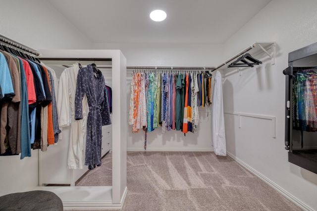 2621 Auburn Chestnut LN, Pflugerville, TX 78660