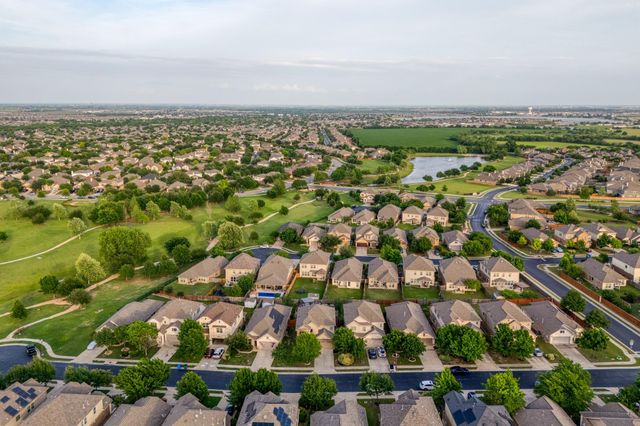 2621 Auburn Chestnut LN, Pflugerville, TX 78660